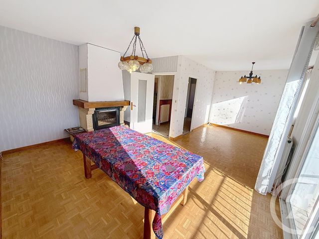 maison à vendre - 6 pièces - 112.1 m2 - CHATENOY LE ROYAL - 71 - BOURGOGNE - Century 21 Immobilière Jaurès