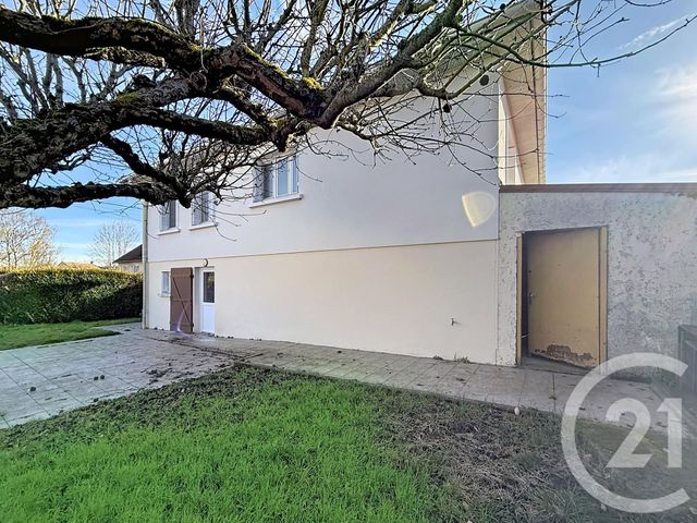 maison à vendre - 6 pièces - 112.1 m2 - CHATENOY LE ROYAL - 71 - BOURGOGNE - Century 21 Immobilière Jaurès