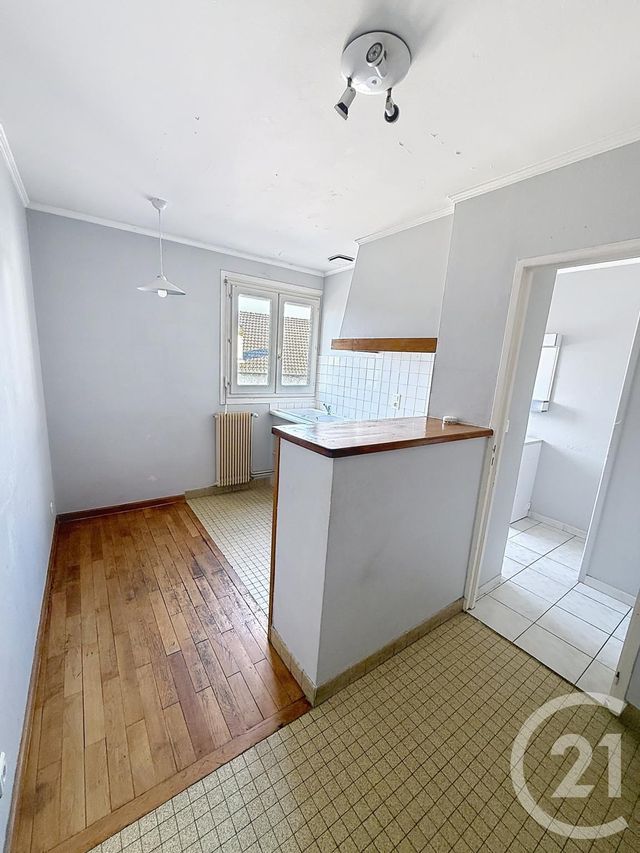 Appartement F1 à vendre - 1 pièce - 24.48 m2 - CHALON SUR SAONE - 71 - BOURGOGNE - Century 21 Immobilière Jaurès