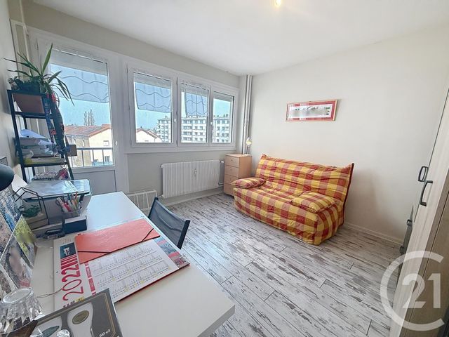 Appartement à vendre - 4 pièces - 76.2 m2 - CHALON SUR SAONE - 71 - BOURGOGNE - Century 21 Immobilière Jaurès