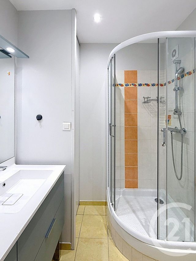 Appartement F3 à vendre - 3 pièces - 75.48 m2 - CHALON SUR SAONE - 71 - BOURGOGNE - Century 21 Immobilière Jaurès