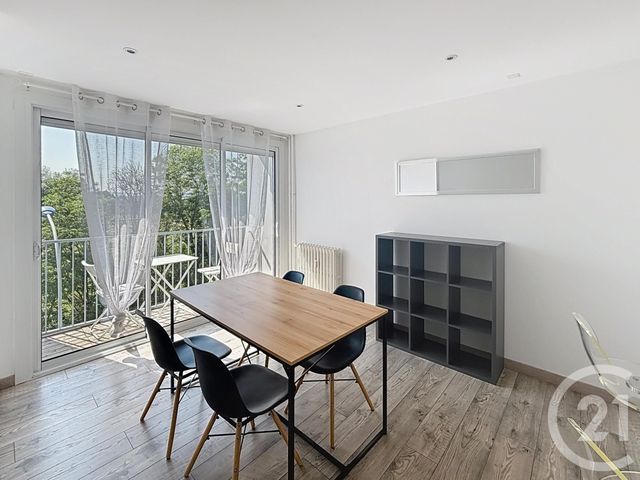Appartement T3 à vendre - 3 pièces - 62.78 m2 - CHALON SUR SAONE - 71 - BOURGOGNE - Century 21 Immobilière Jaurès