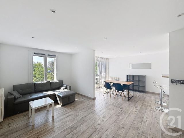 Appartement T3 à vendre - 3 pièces - 62.78 m2 - CHALON SUR SAONE - 71 - BOURGOGNE - Century 21 Immobilière Jaurès