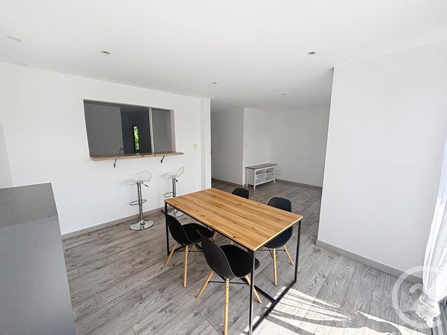 Appartement T3 à vendre - 3 pièces - 62.78 m2 - CHALON SUR SAONE - 71 - BOURGOGNE - Century 21 Immobilière Jaurès