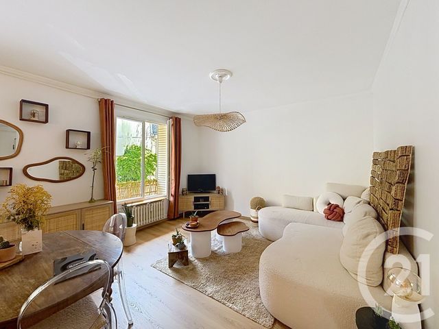 Appartement T2 à louer - 2 pièces - 47.53 m2 - CHALON SUR SAONE - 71 - BOURGOGNE - Century 21 Immobilière Jaurès