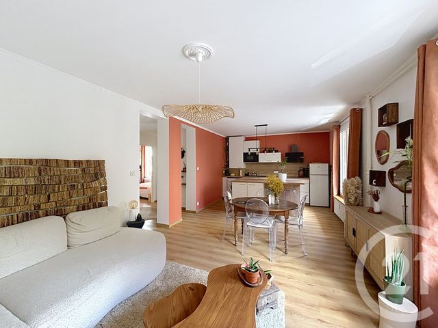 Appartement T2 à louer - 2 pièces - 47.53 m2 - CHALON SUR SAONE - 71 - BOURGOGNE - Century 21 Immobilière Jaurès