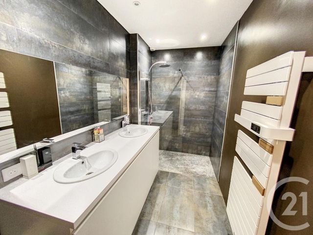 Appartement F4 à louer - 4 pièces - 125.72 m2 - CHALON SUR SAONE - 71 - BOURGOGNE - Century 21 Immobilière Jaurès
