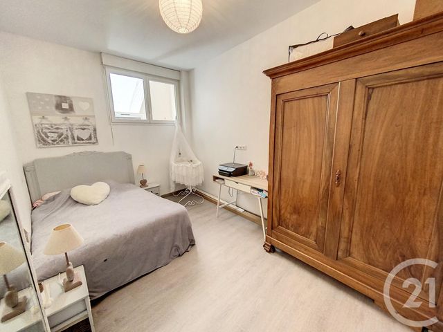 Appartement F4 à louer - 4 pièces - 125.72 m2 - CHALON SUR SAONE - 71 - BOURGOGNE - Century 21 Immobilière Jaurès
