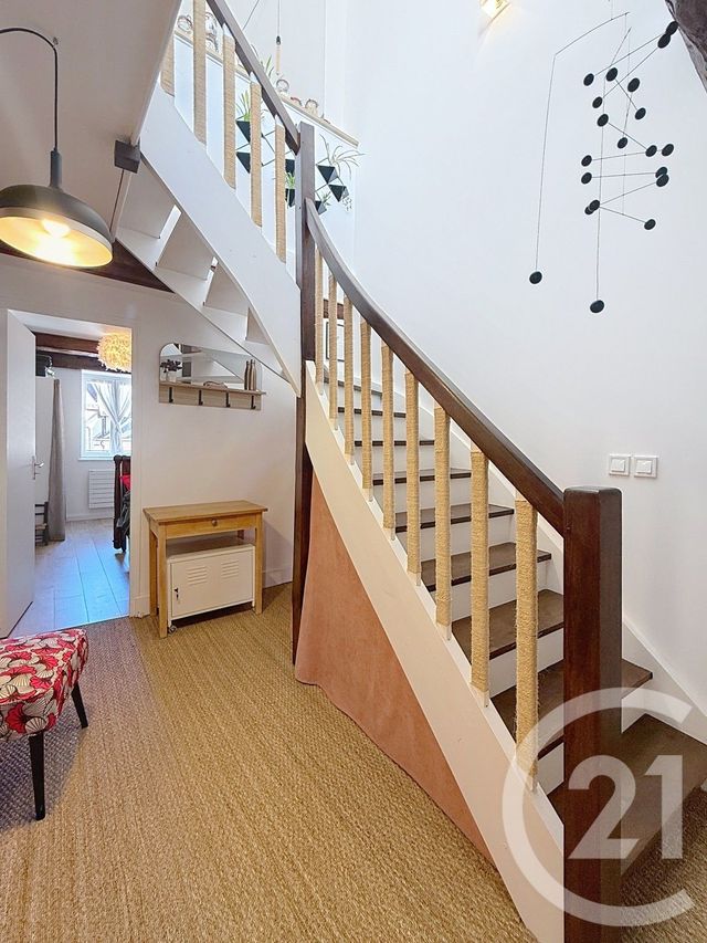 Appartement F4 à louer - 4 pièces - 84.48 m2 - CHALON SUR SAONE - 71 - BOURGOGNE - Century 21 Immobilière Jaurès
