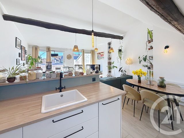 Appartement F4 à louer - 4 pièces - 84.48 m2 - CHALON SUR SAONE - 71 - BOURGOGNE - Century 21 Immobilière Jaurès
