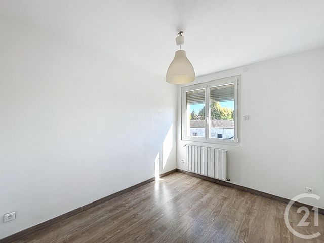 Appartement F4 à louer - 4 pièces - 75.77 m2 - CHALON SUR SAONE - 71 - BOURGOGNE - Century 21 Immobilière Jaurès