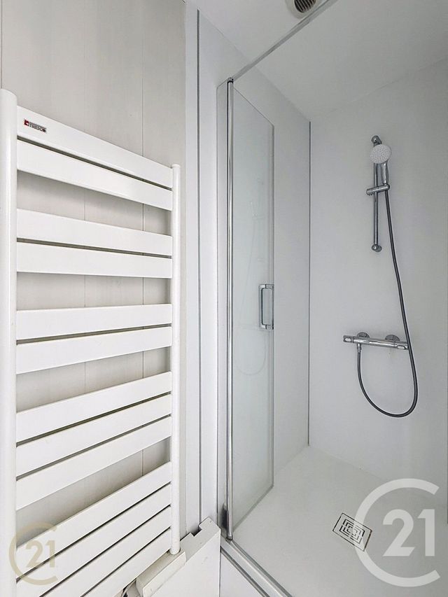 Appartement F3 à vendre - 3 pièces - 50.76 m2 - CHALON SUR SAONE - 71 - BOURGOGNE - Century 21 Immobilière Jaurès