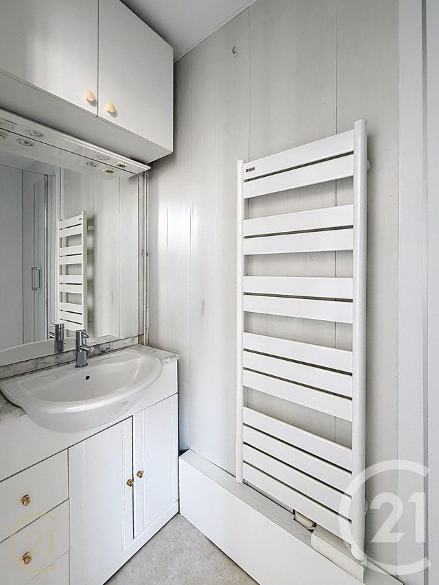 Appartement F3 à vendre - 3 pièces - 50.76 m2 - CHALON SUR SAONE - 71 - BOURGOGNE - Century 21 Immobilière Jaurès