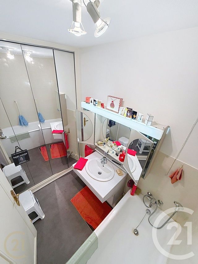 Appartement F4 à vendre - 3 pièces - 76.96 m2 - CHALON SUR SAONE - 71 - BOURGOGNE - Century 21 Immobilière Jaurès