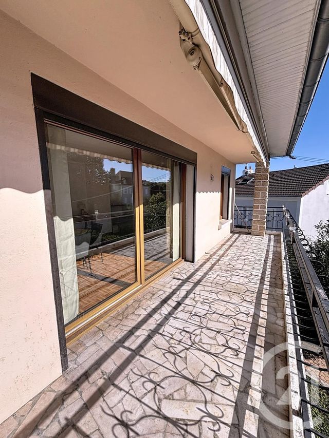Appartement F3 à louer - 3 pièces - 73.75 m2 - ST REMY - 71 - BOURGOGNE - Century 21 Immobilière Jaurès