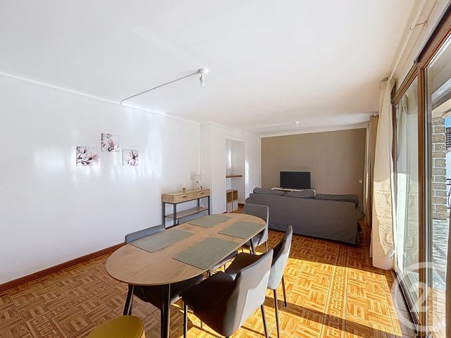 Appartement F3 à louer - 3 pièces - 73.75 m2 - ST REMY - 71 - BOURGOGNE - Century 21 Immobilière Jaurès