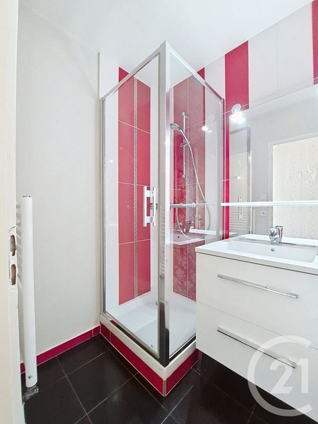 Appartement T3 à vendre - 3 pièces - 58.4 m2 - CHALON SUR SAONE - 71 - BOURGOGNE - Century 21 Immobilière Jaurès