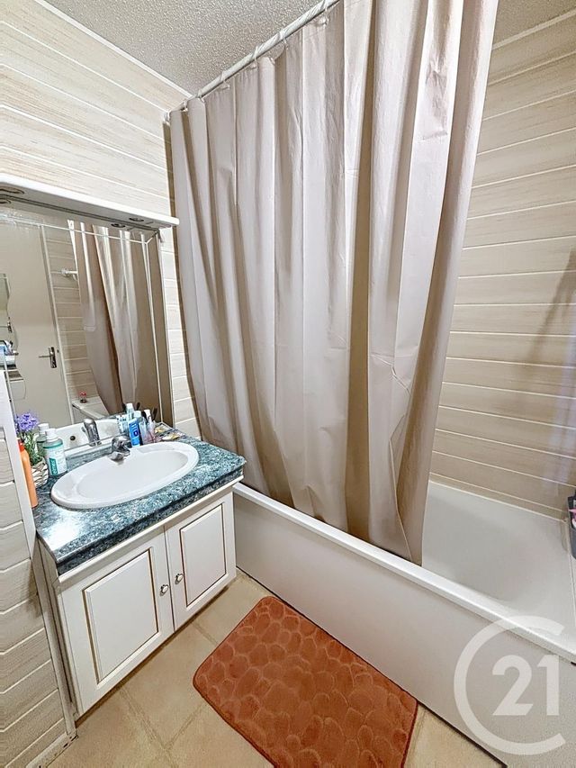 Appartement Duplex à louer - 3 pièces - 71.92 m2 - CHALON SUR SAONE - 71 - BOURGOGNE - Century 21 Immobilière Jaurès