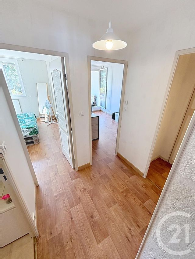 Appartement Duplex à louer - 3 pièces - 71.92 m2 - CHALON SUR SAONE - 71 - BOURGOGNE - Century 21 Immobilière Jaurès