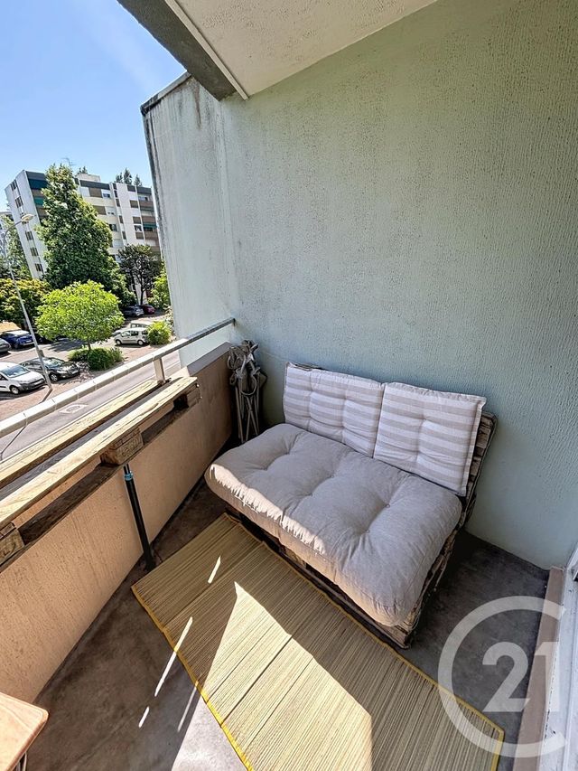 Appartement Duplex à louer - 3 pièces - 71.92 m2 - CHALON SUR SAONE - 71 - BOURGOGNE - Century 21 Immobilière Jaurès