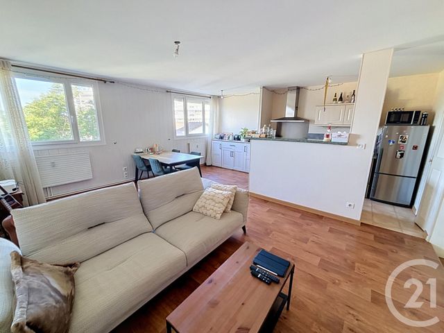 Appartement Duplex à louer - 3 pièces - 71.92 m2 - CHALON SUR SAONE - 71 - BOURGOGNE - Century 21 Immobilière Jaurès