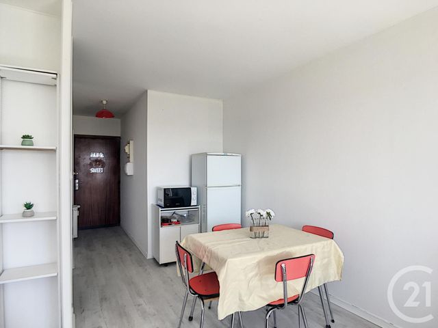 Appartement F1 à louer - 1 pièce - 26.2 m2 - CHALON SUR SAONE - 71 - BOURGOGNE - Century 21 Immobilière Jaurès