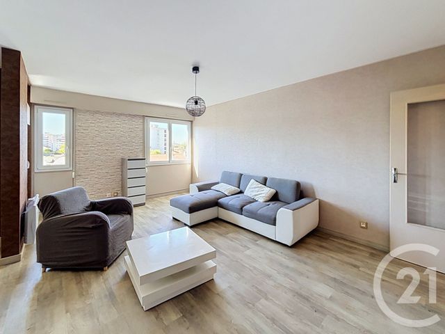 Appartement F3 à louer - 3 pièces - 67.43 m2 - CHALON SUR SAONE - 71 - BOURGOGNE - Century 21 Immobilière Jaurès