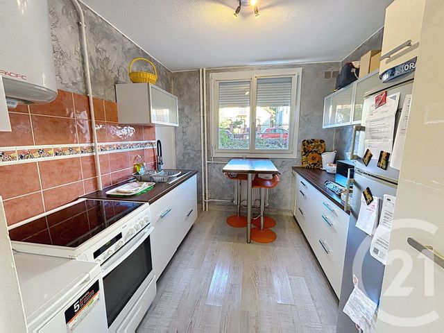 Appartement F3 à vendre - 3 pièces - 54.9 m2 - CHALON SUR SAONE - 71 - BOURGOGNE - Century 21 Immobilière Jaurès