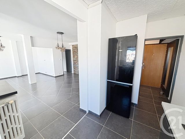 Appartement F5 à louer - 5 pièces - 84.0 m2 - CHALON SUR SAONE - 71 - BOURGOGNE - Century 21 Immobilière Jaurès