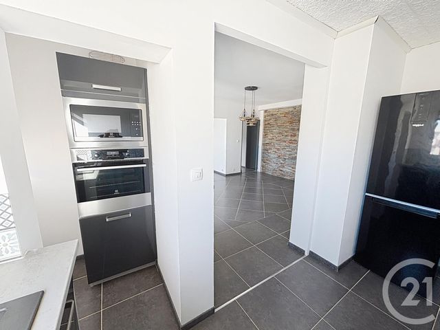 Appartement F5 à louer - 5 pièces - 84.0 m2 - CHALON SUR SAONE - 71 - BOURGOGNE - Century 21 Immobilière Jaurès