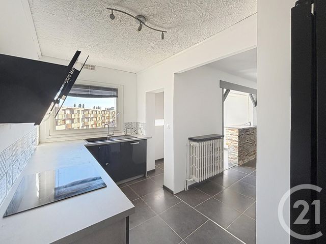 Appartement F5 à louer - 5 pièces - 84.0 m2 - CHALON SUR SAONE - 71 - BOURGOGNE - Century 21 Immobilière Jaurès