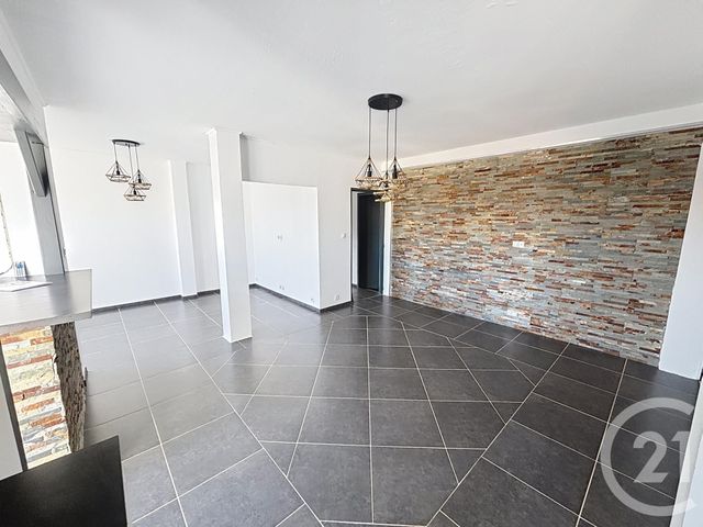 Appartement F5 à louer - 5 pièces - 84.0 m2 - CHALON SUR SAONE - 71 - BOURGOGNE - Century 21 Immobilière Jaurès